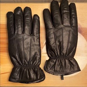 Genuine Black Leather Gloves with Sherpa Lining